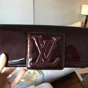 Louis Vuitton Sobe Clutch, Amarante Patent leather